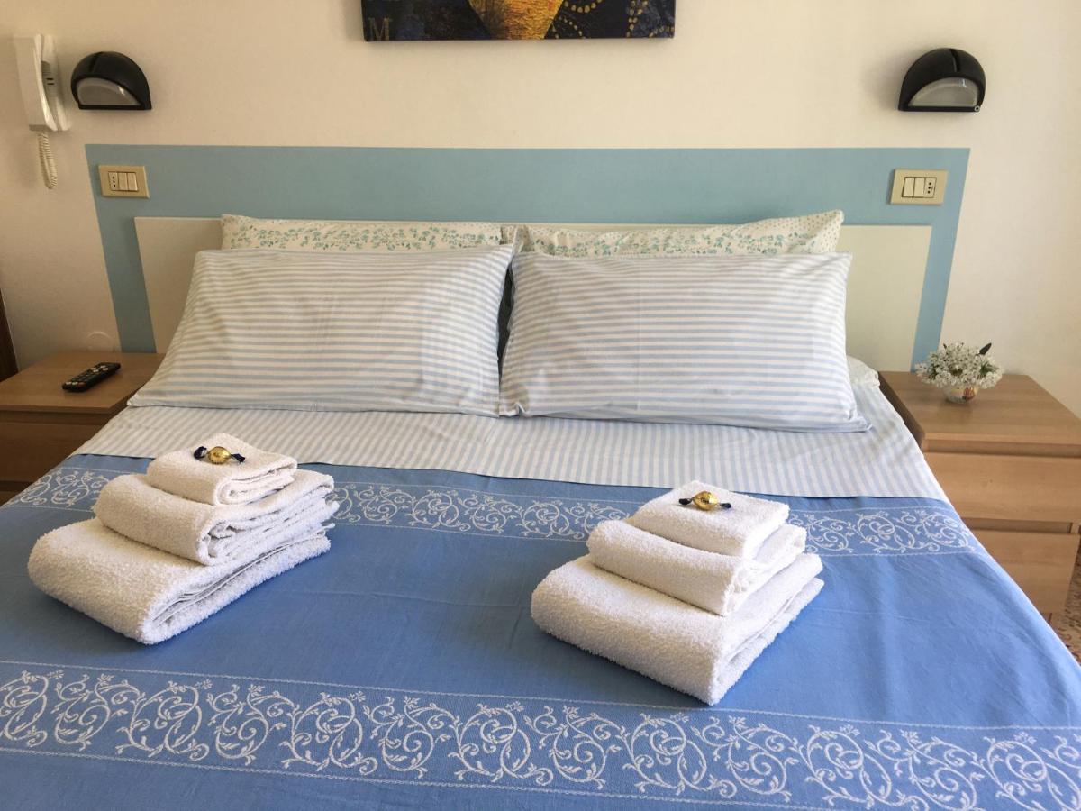 רימיני Hotel Villa Rinaldini מראה חיצוני תמונה