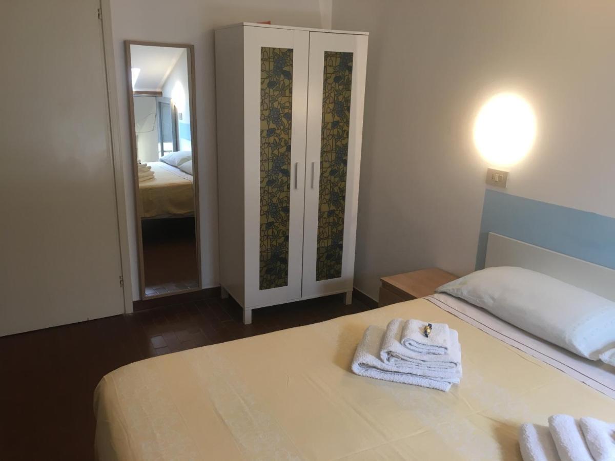 רימיני Hotel Villa Rinaldini מראה חיצוני תמונה